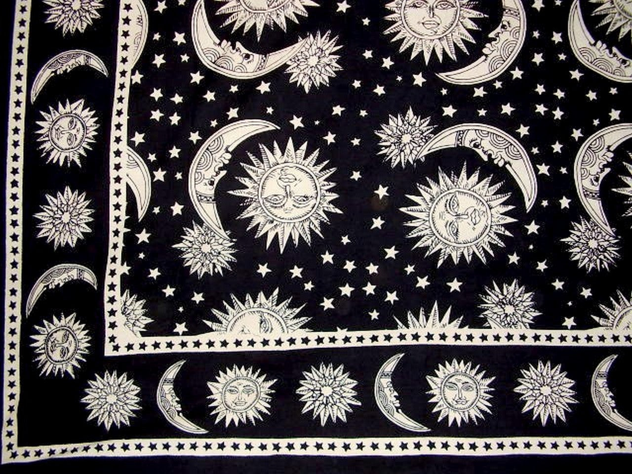 Celestial Print Tapestry Cotton Bedspread 108" x 108" Queen-King Black
