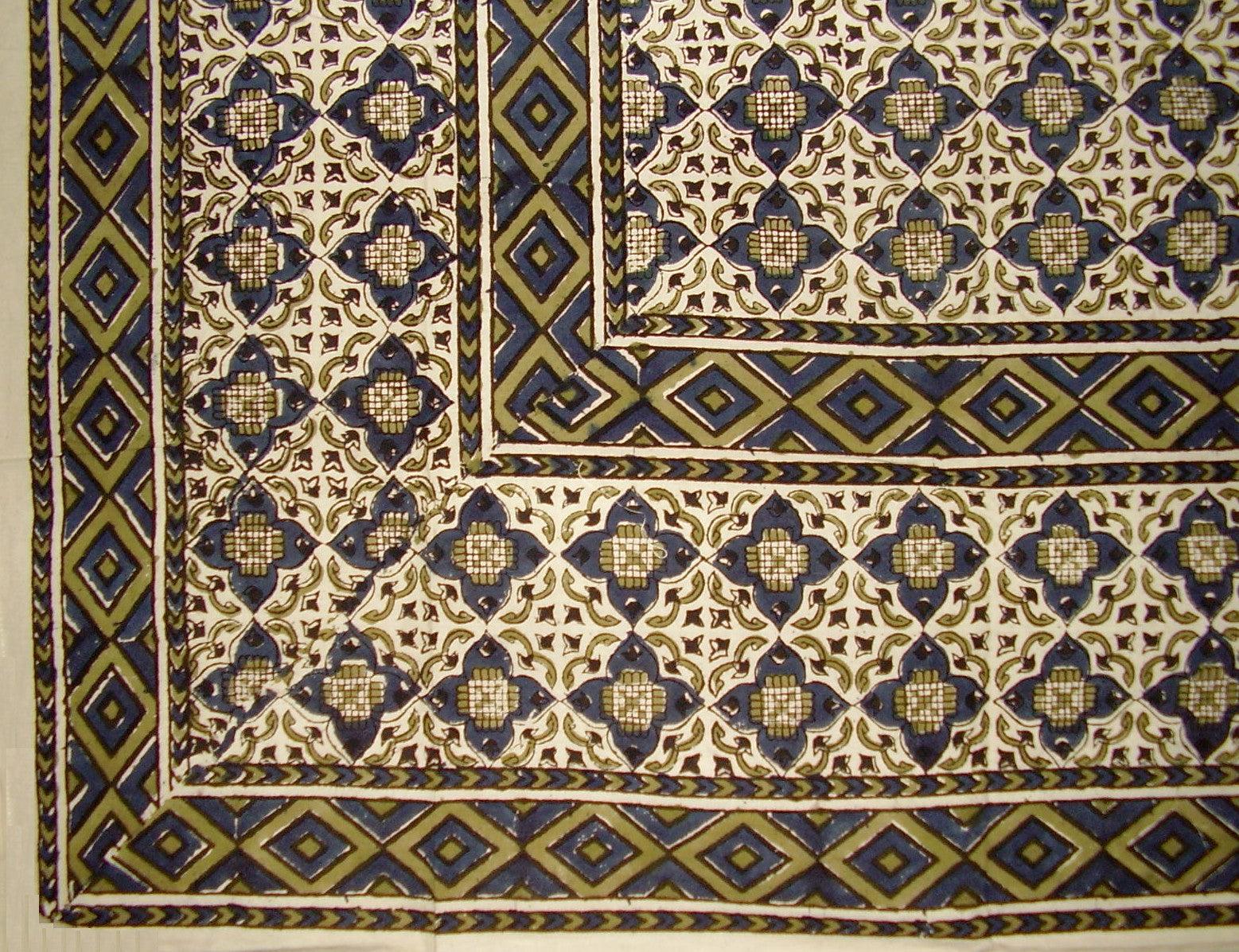 Moroccan Block Print Indian Tapestry Cotton Bedspread 106" x 70" Twin