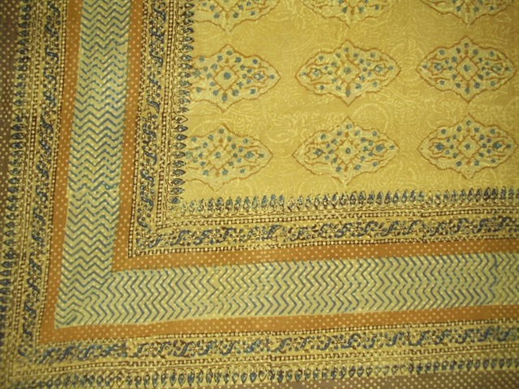 Tapeçaria de algodão com estampa de bloco Kensington espalhada 104" x 70" amarelo duplo