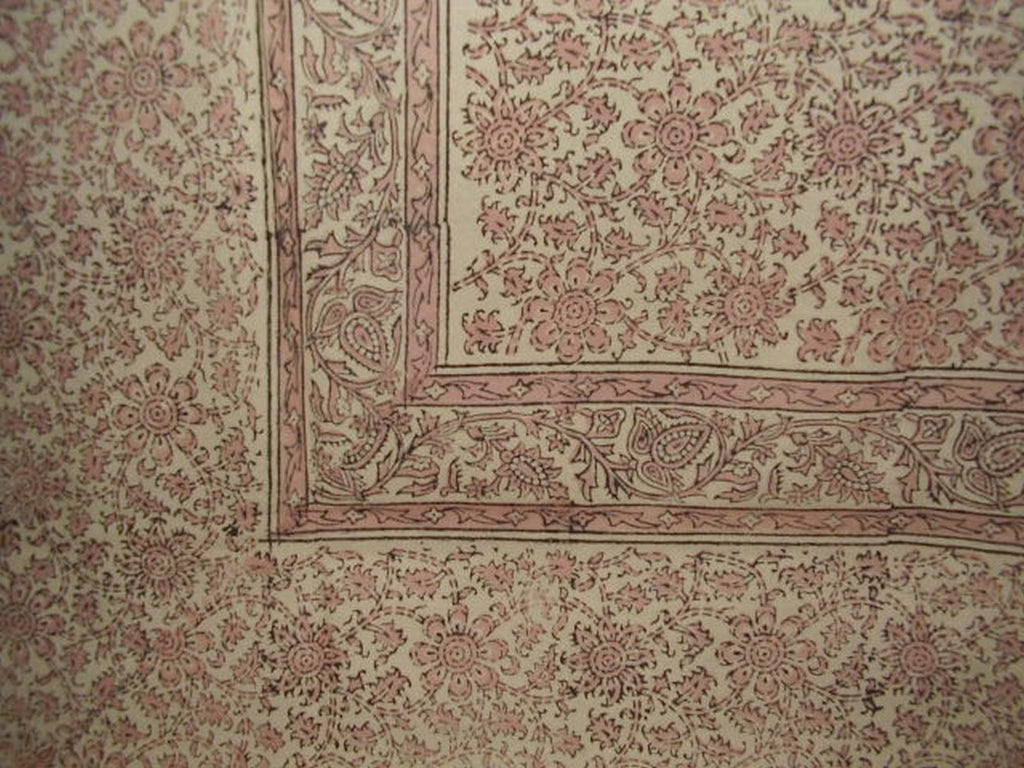 Daisy Chain Block Print Tapestry Cotton Spread 106" x 72" Twin Pink