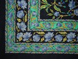 Quadratische Baumwolltischdecke mit französischem Blumenmuster, 152,4 x 152,4 cm, Blau auf Schwarz