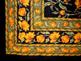 Quadratische Tischdecke aus Baumwolle mit französischem Blumenmuster, 152,4 x 152,4 cm, Bernstein auf Schwarz