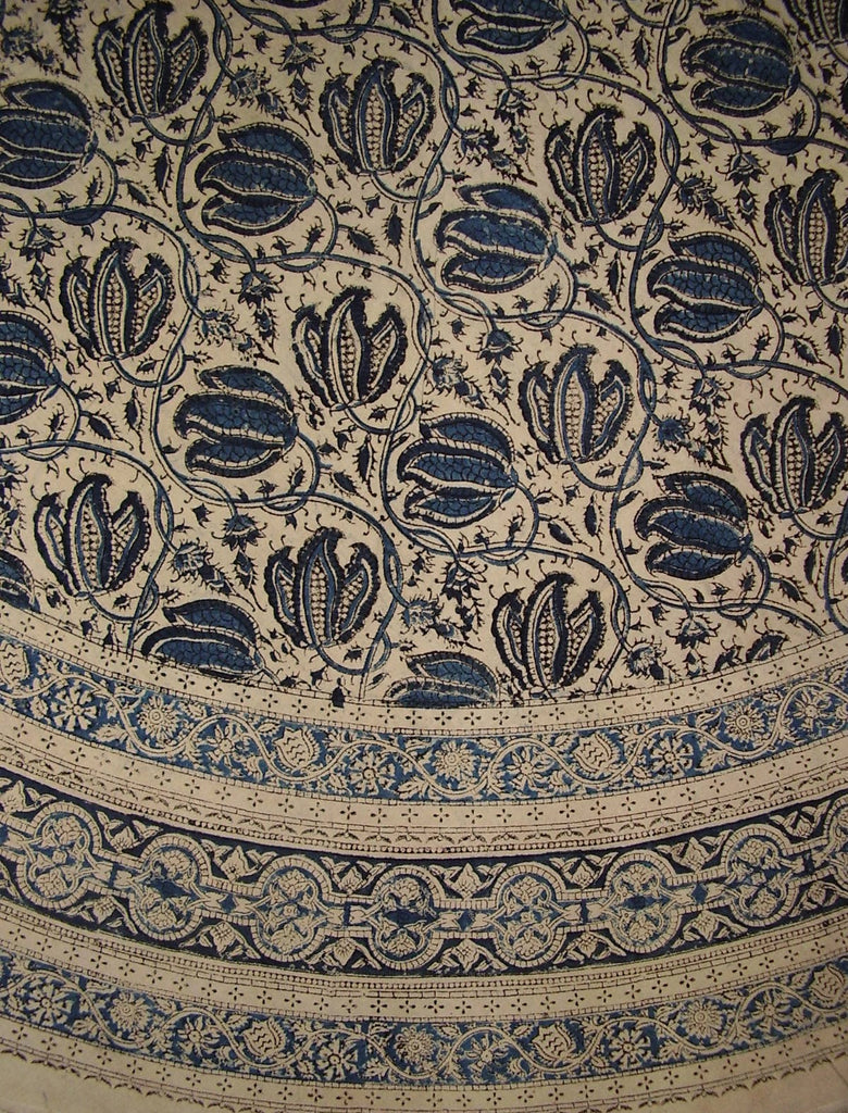 Toalha de mesa redonda de algodão com estampa vegetal e corante 72" azul