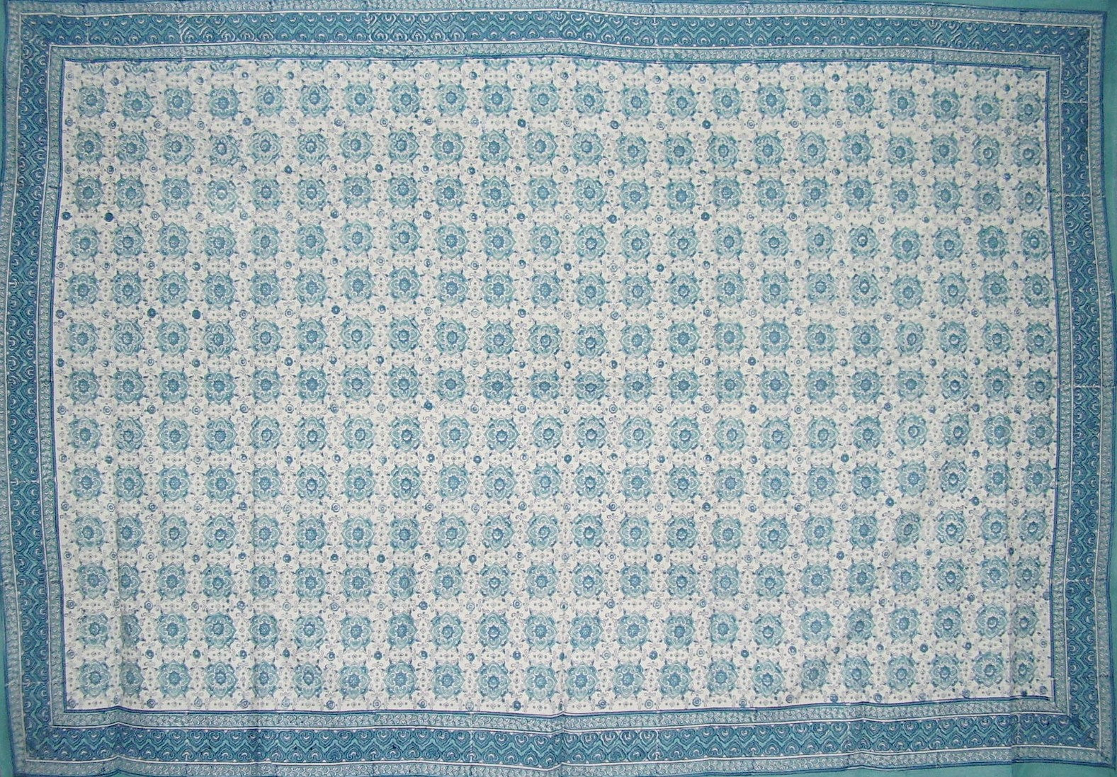 Toalha de mesa de algodão com estampa de bloco de azulejo 86" x 60" azul