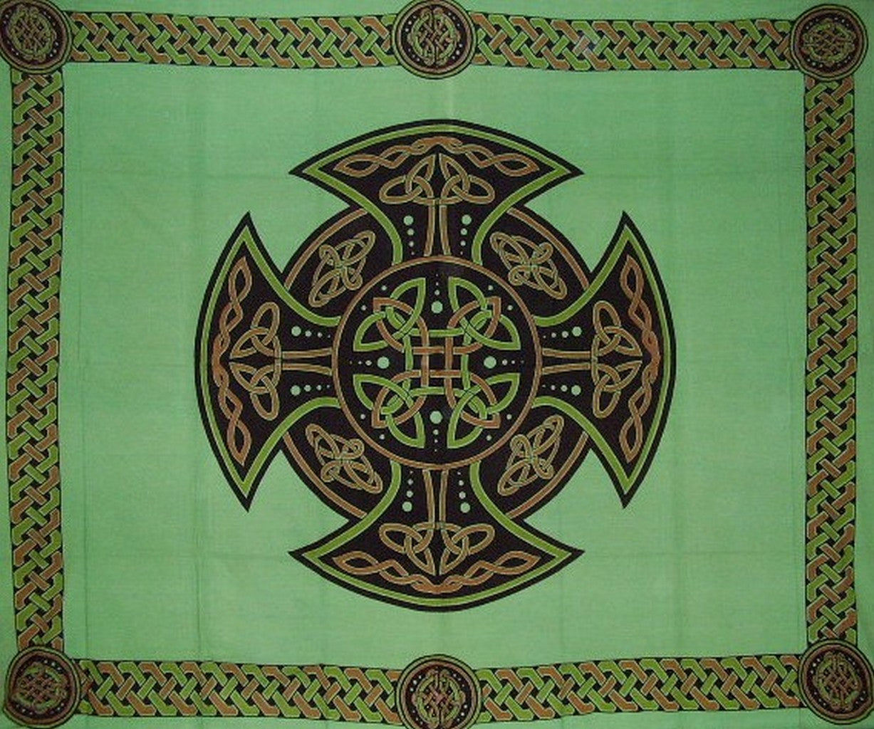 Памучно покривало за легло с келтски кръст 104" x 88" изцяло зелено