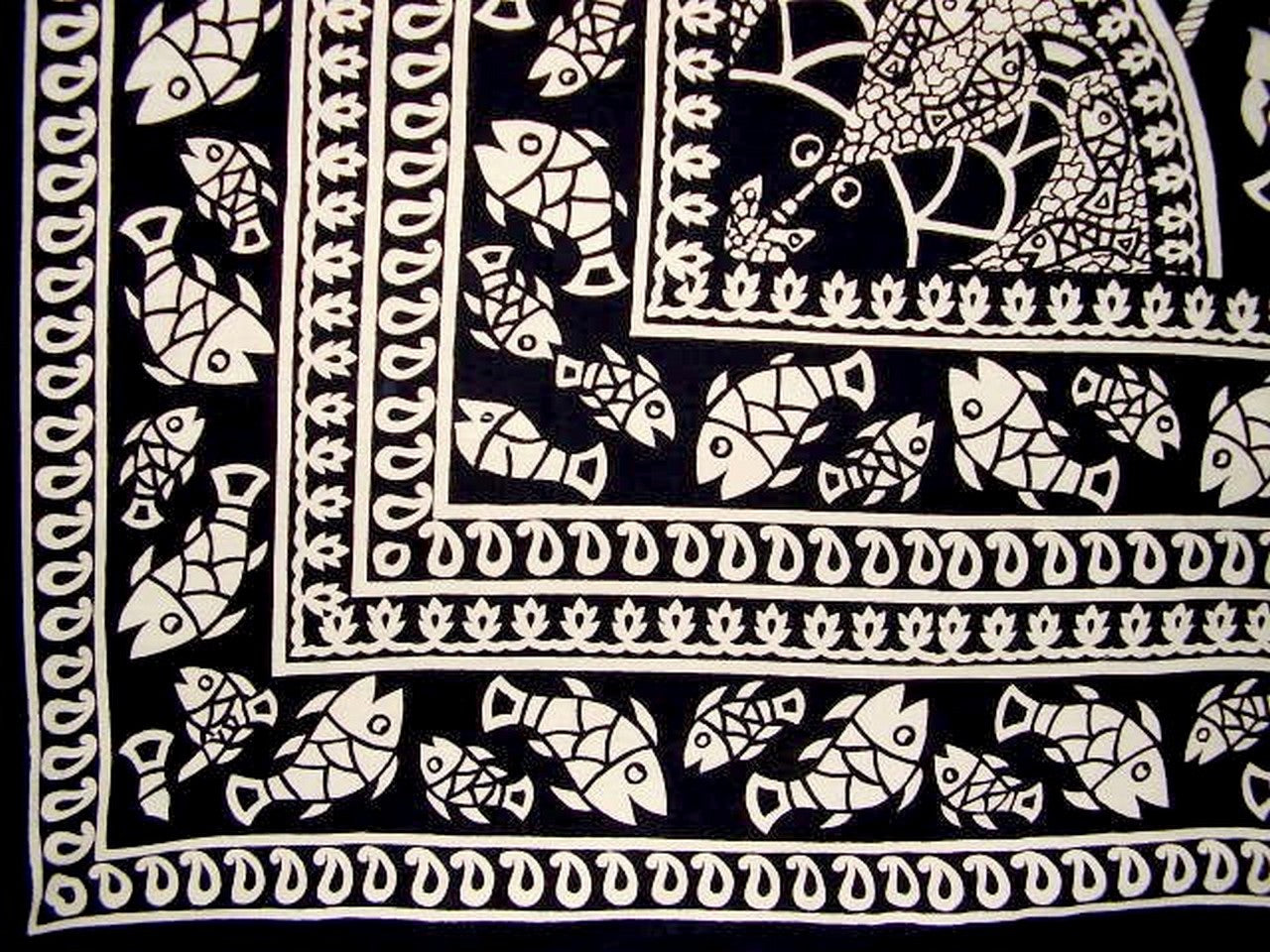 Marine Print Tapestry Cotton Bedspread 108" x 108" Queen-King Black