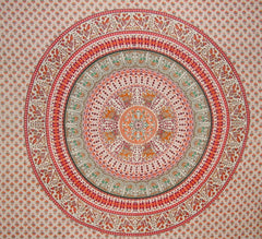 مفرش سرير من القطن الهندي المزخرف من ماندالا مقاس 96 بوصة × 86 بوصة باللون الأحمر الكامل