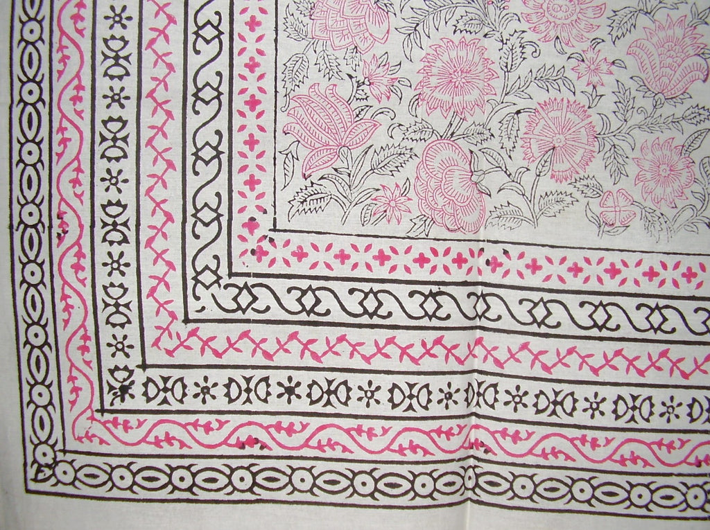 Bavlnená prikrývka na posteľ s bločkovou potlačou kvetov 106" x 70" Twin Pink