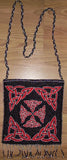 Bolso de noche celta con cuentas 7 x 7 rojo/negro 