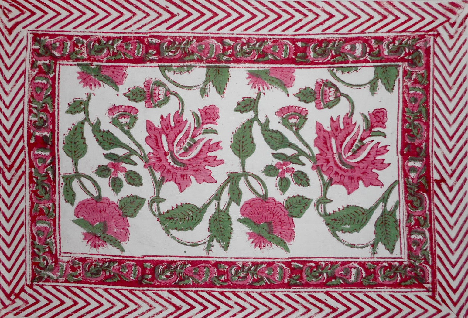 Mantel individual de algodón con estampado de bloques Pretty in Pink, 20.0 x 14.0 in, color rosa