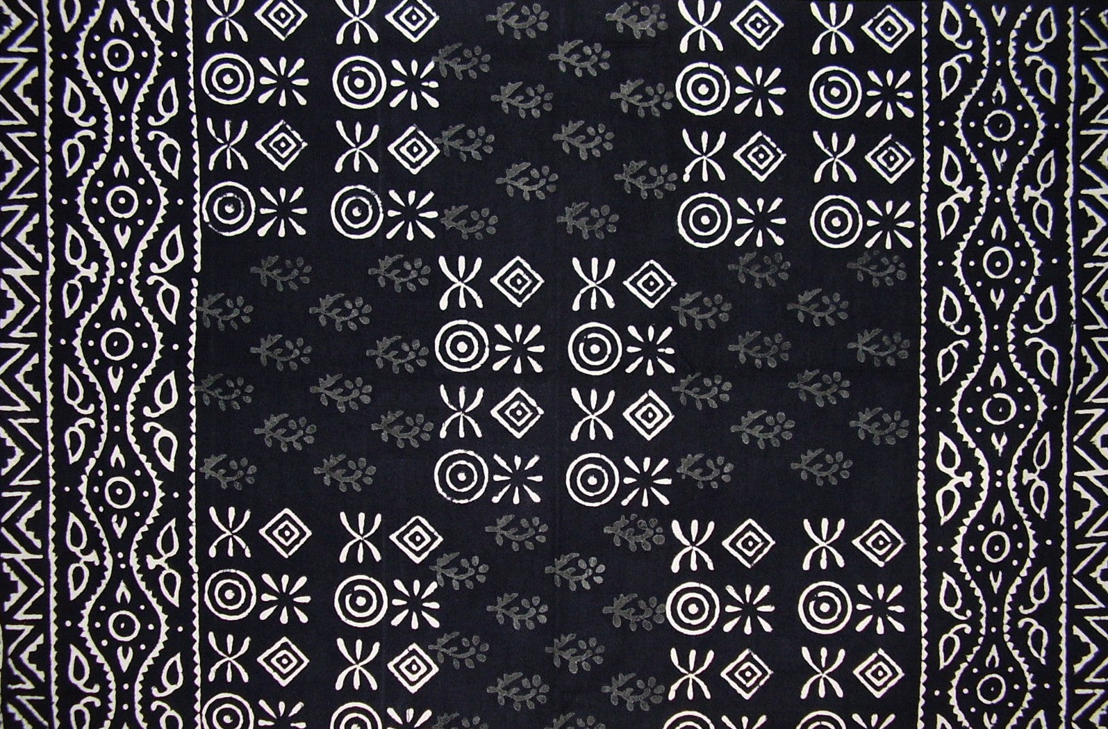 棉质枕套植物染料印花 30 英寸 x 20 英寸基本黑色 